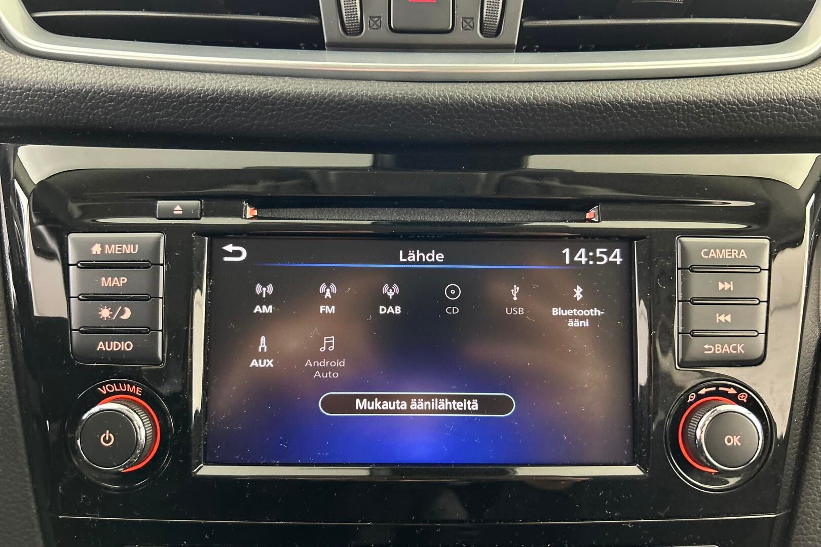 Nissan Qashqai iso kuva 24