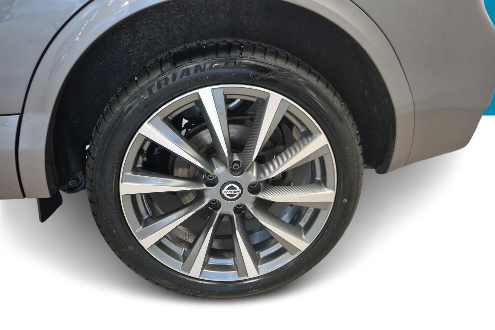 Nissan Qashqai iso kuva 13