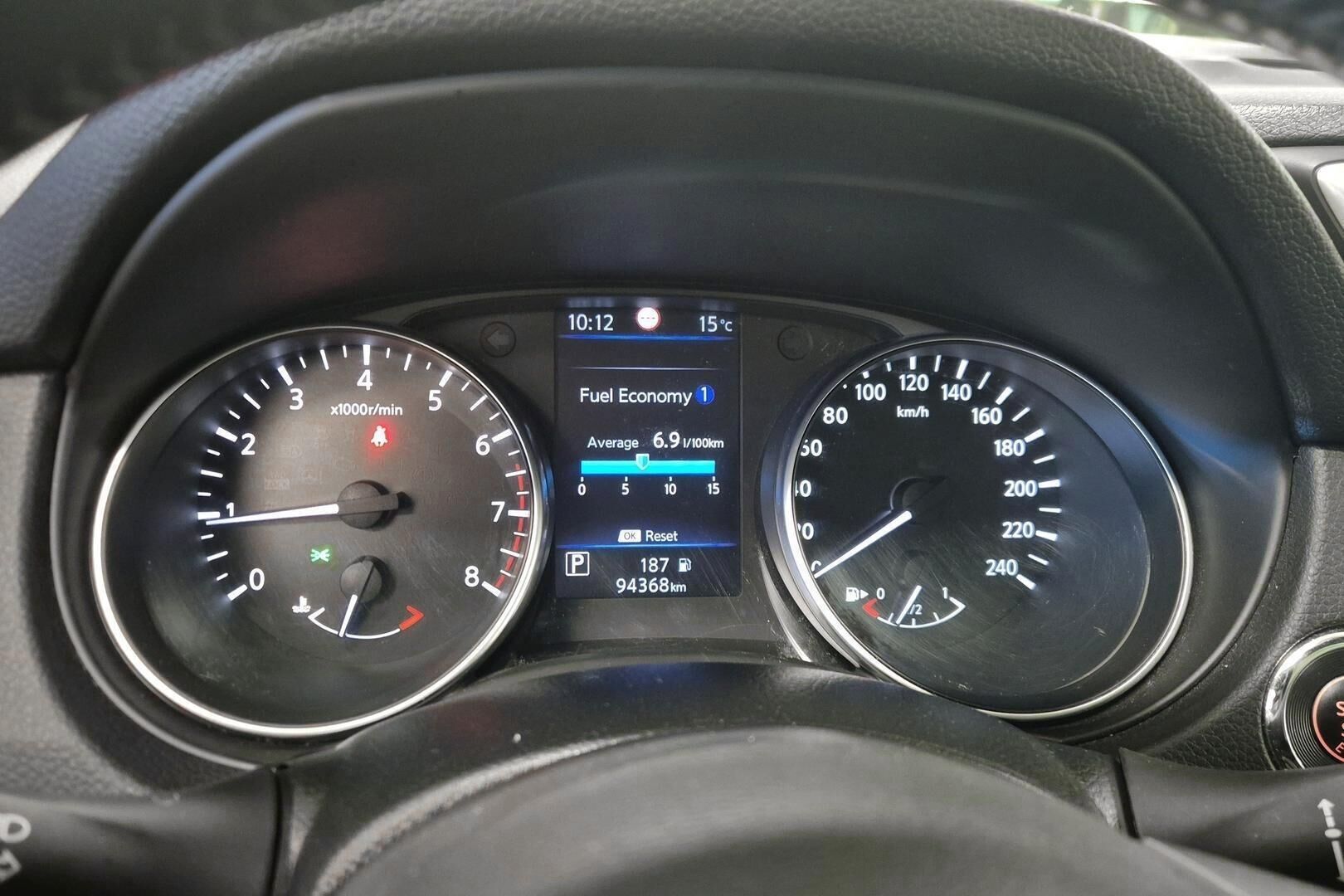 Nissan Qashqai iso kuva 14