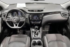 Nissan Qashqai esikatselu 11