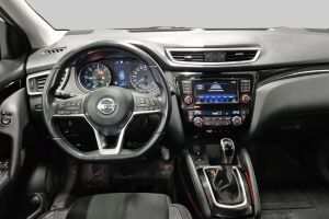 Nissan Qashqai esikatselu 2