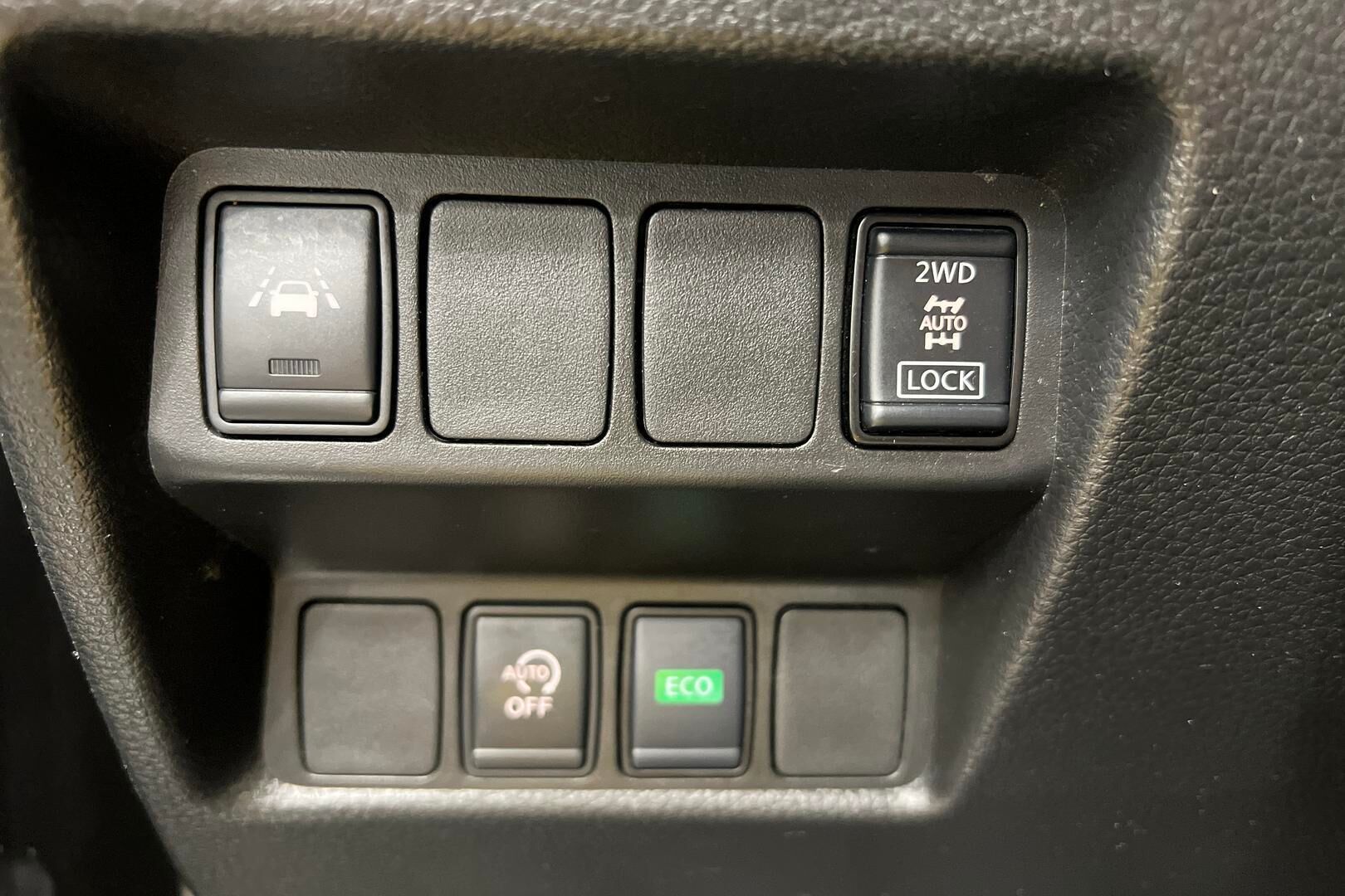 Nissan Qashqai iso kuva 22