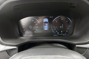 Volvo XC60 esikatselu 25