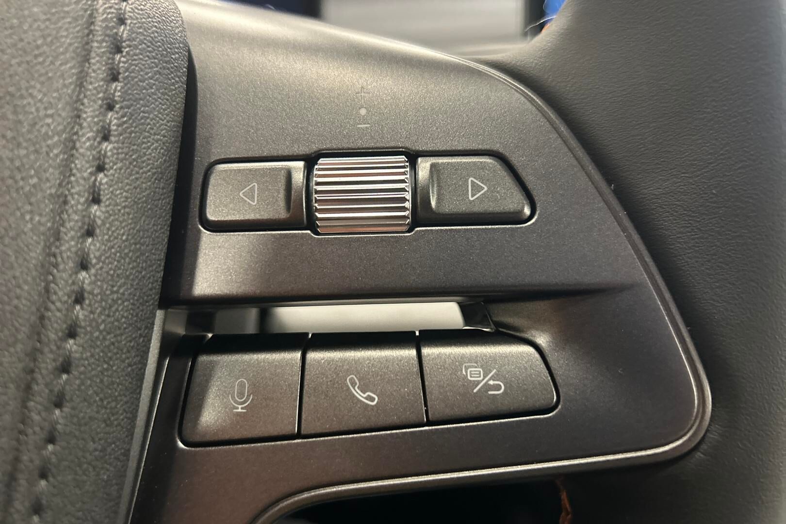 BYD Atto 3 iso kuva 15
