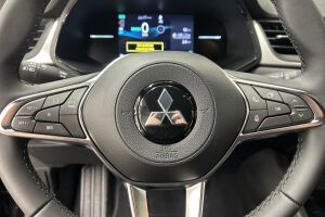 Mitsubishi Grandis esikatselu 14