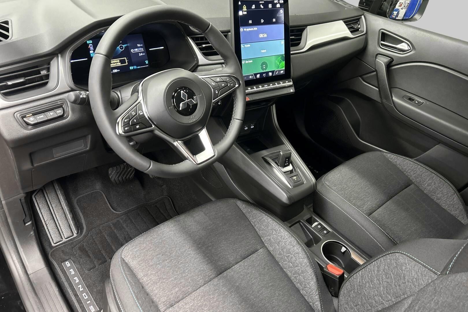 Mitsubishi Grandis iso kuva 4