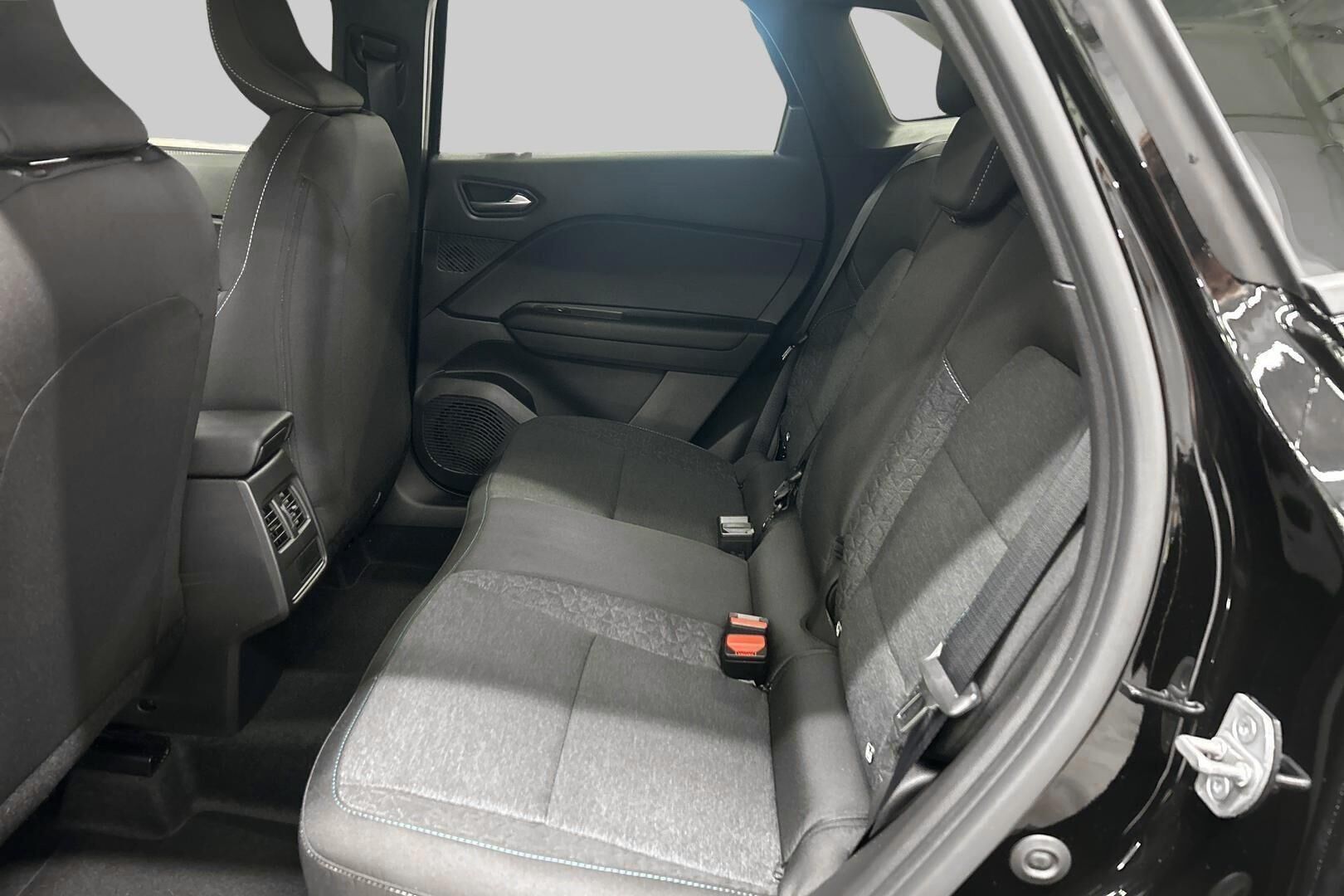 Mitsubishi Grandis iso kuva 5