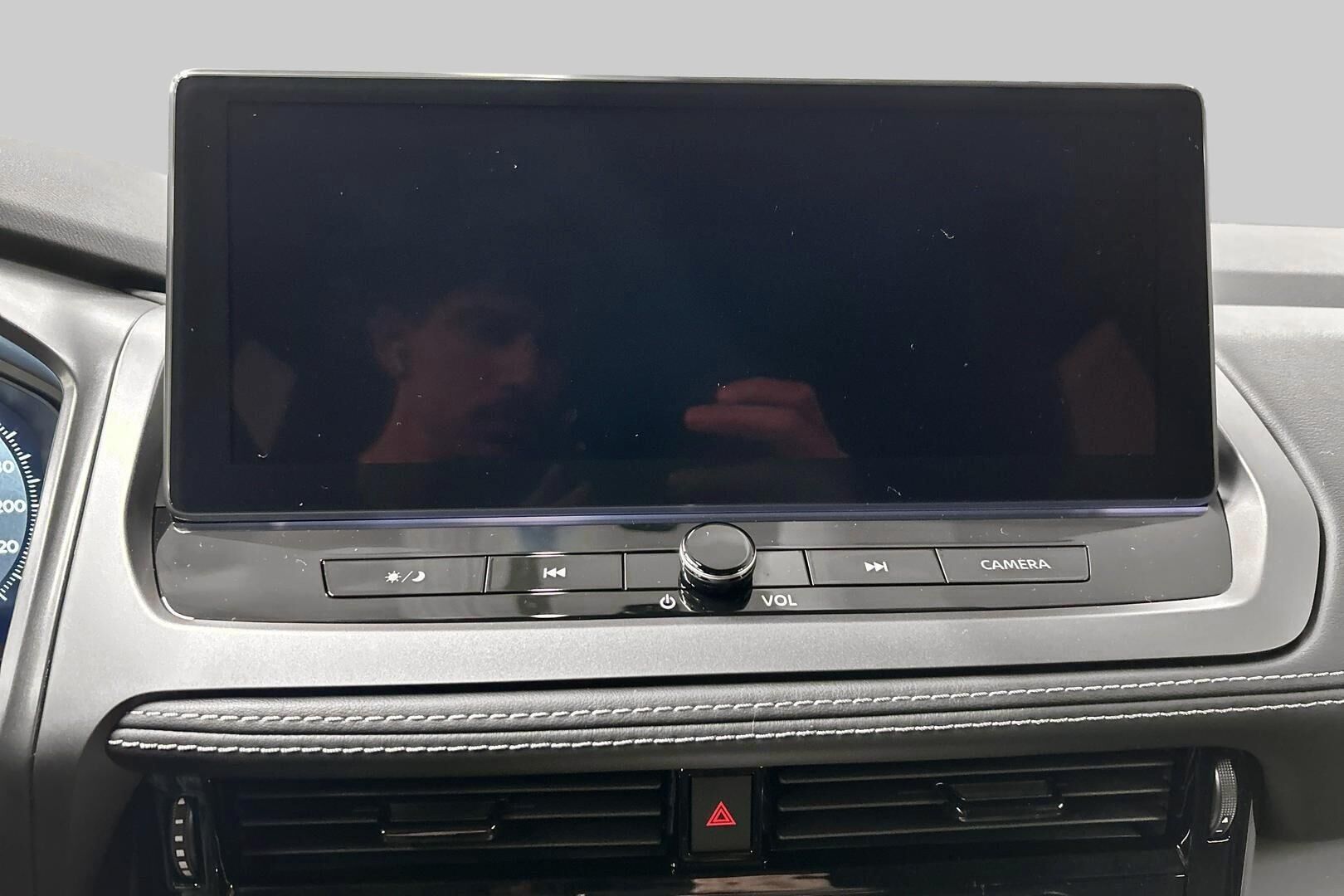 Nissan Qashqai iso kuva 14