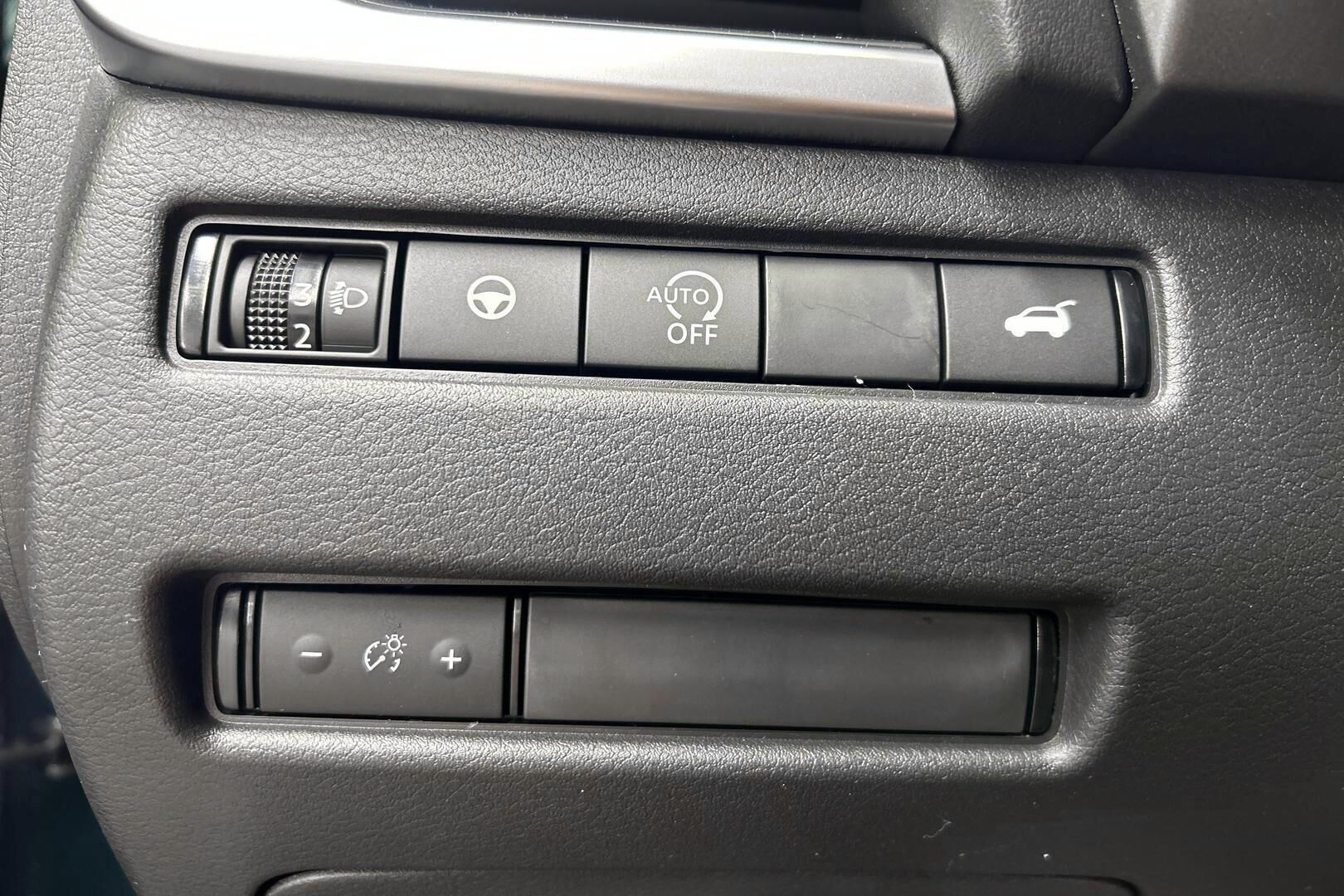 Nissan Qashqai iso kuva 18