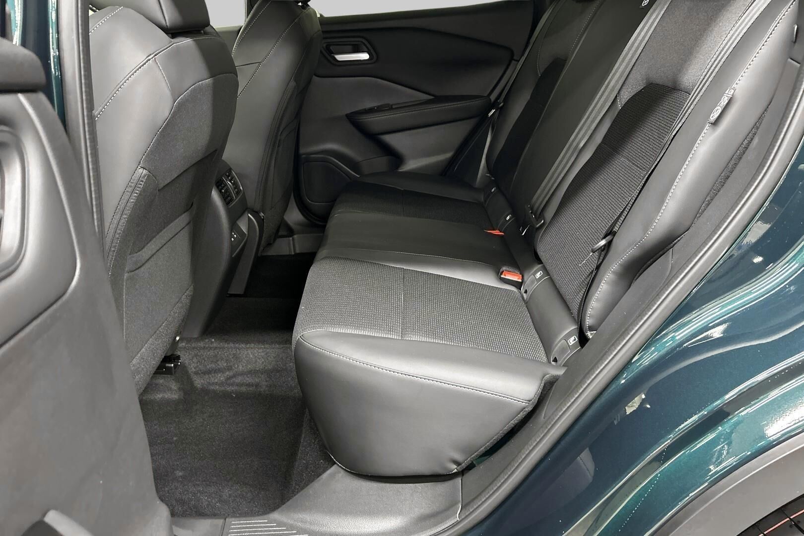 Nissan Qashqai iso kuva 9