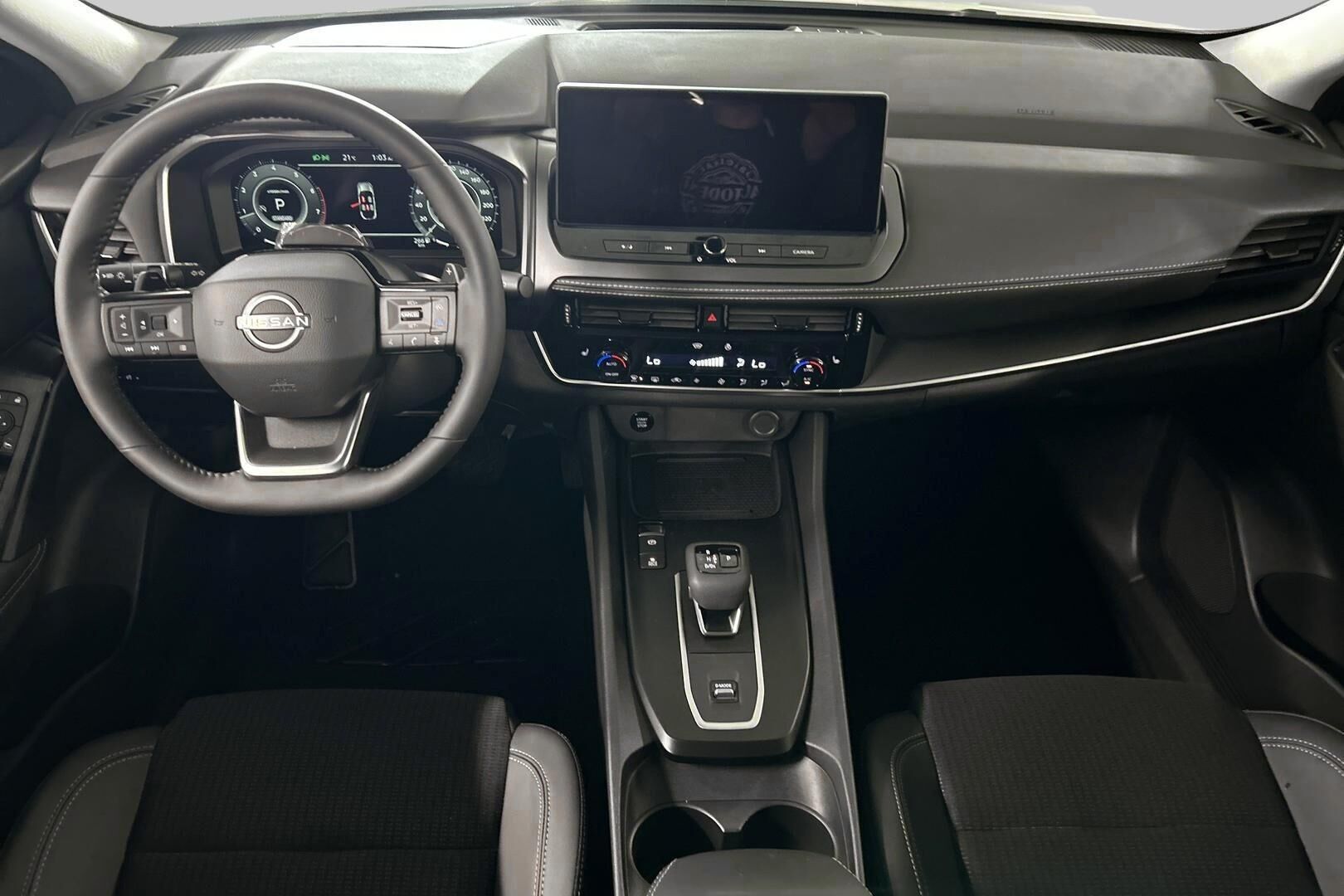Nissan Qashqai iso kuva 24