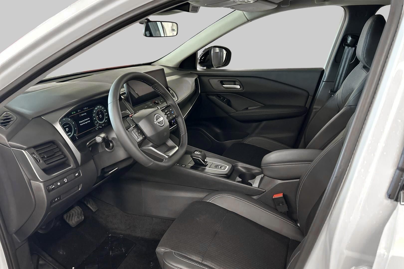 Nissan Qashqai iso kuva 4
