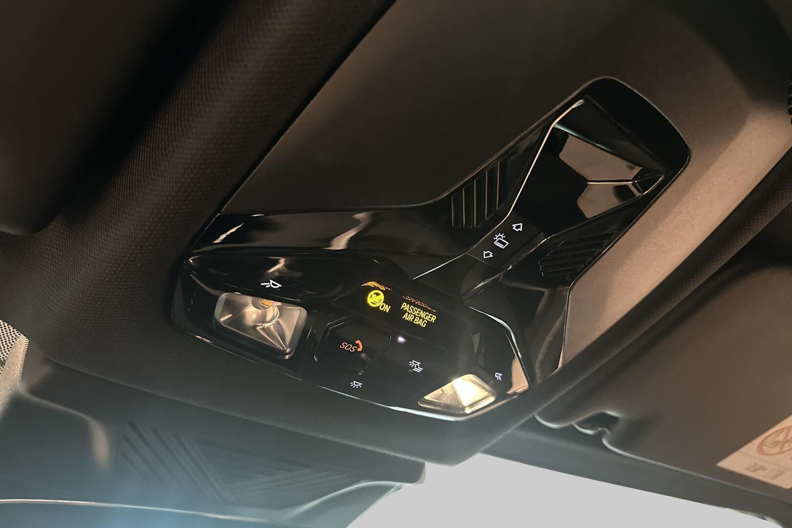 BMW iX2 iso kuva 31