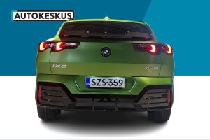 BMW iX2 esikatselu 5
