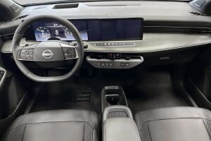 Nissan Leaf esikatselu 13