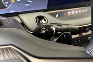 Nissan Leaf esikatselu 22