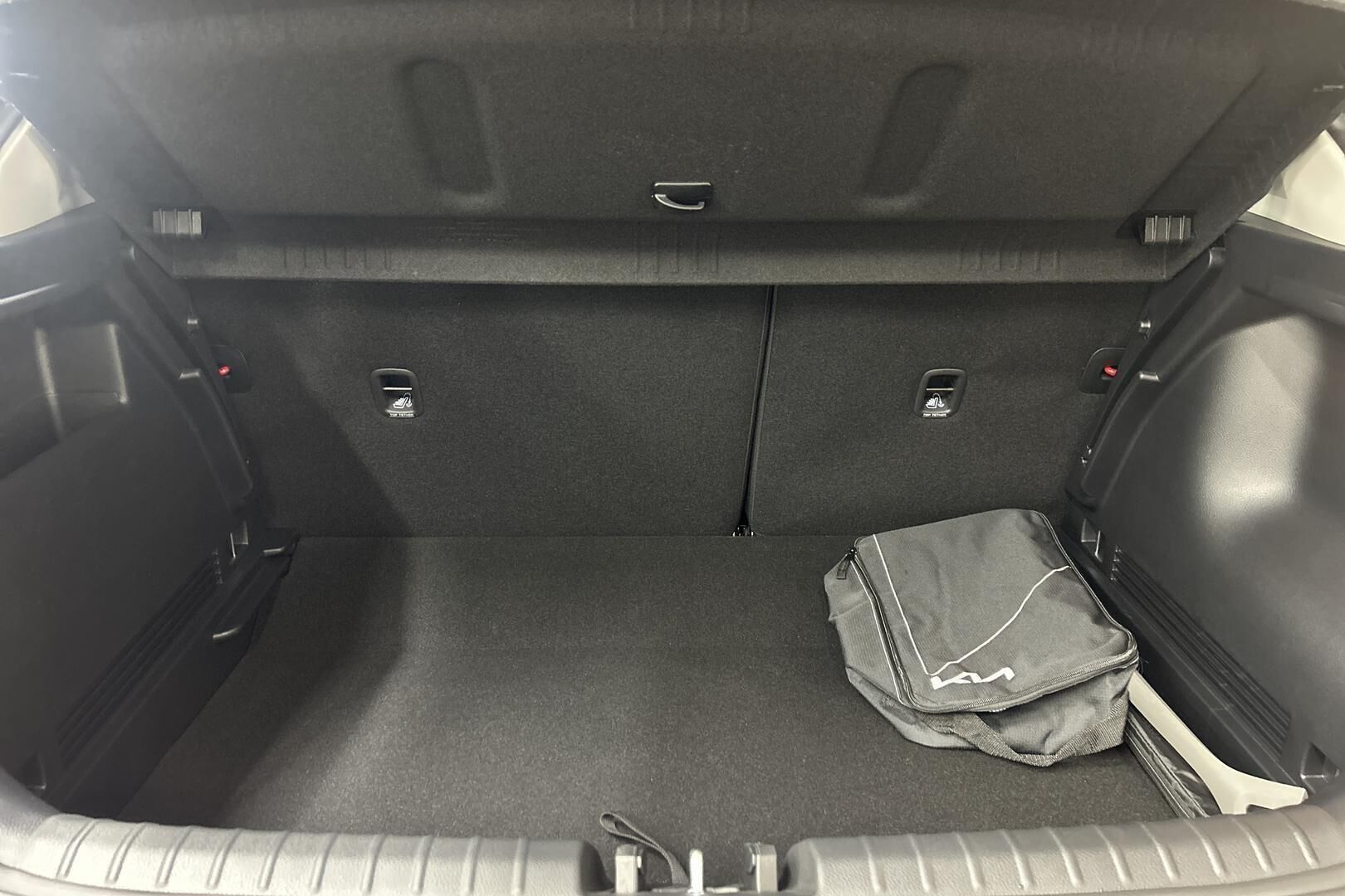 Kia Stonic iso kuva 8