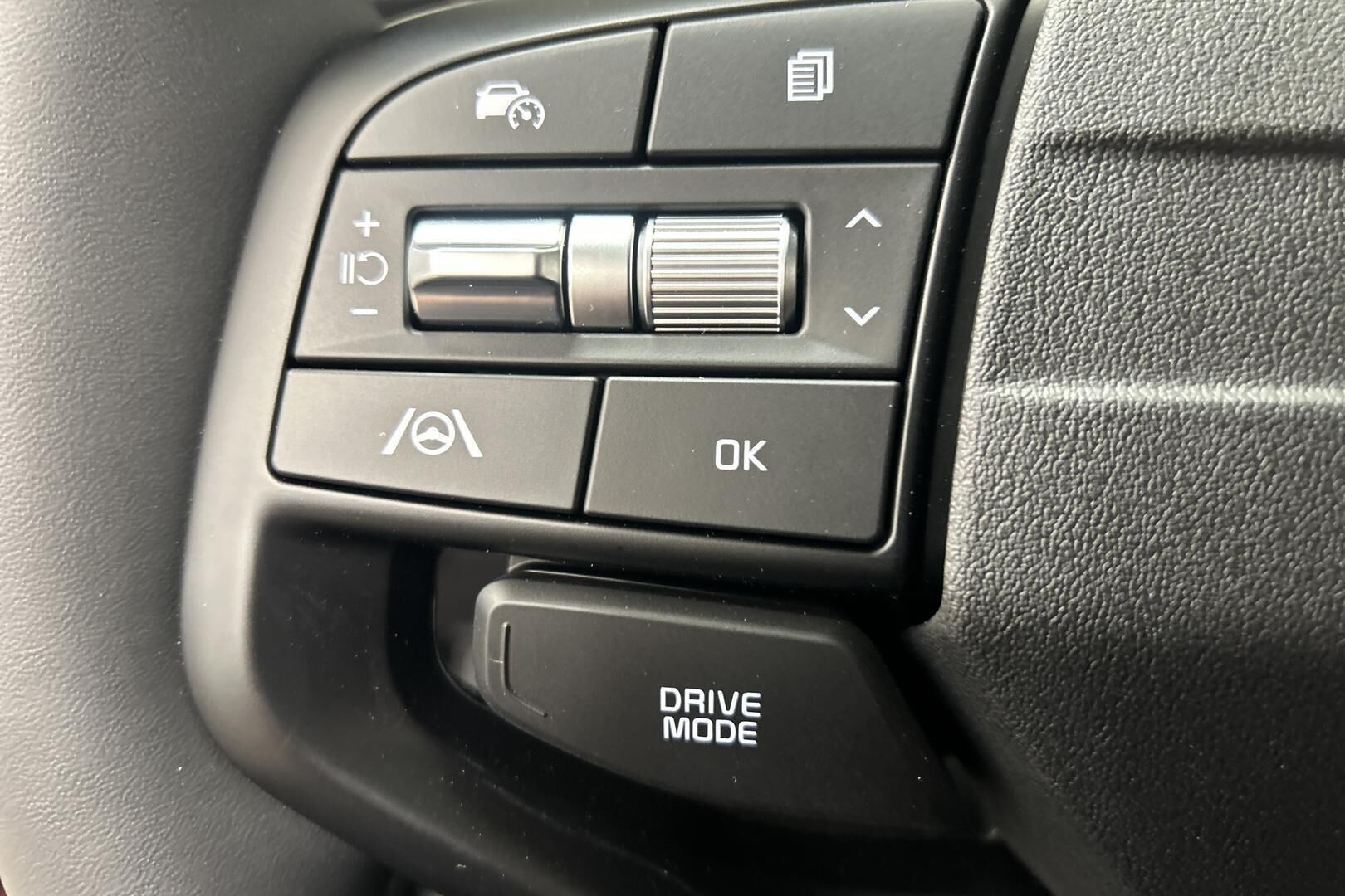 Kia Stonic iso kuva 20