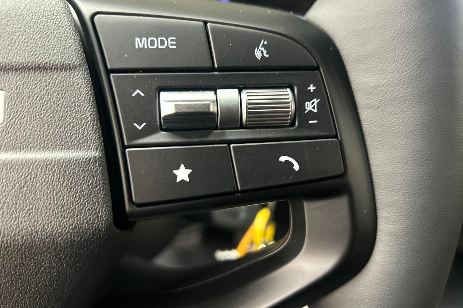 Kia Stonic iso kuva 11