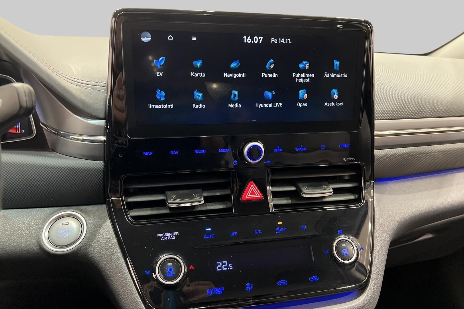 Hyundai IONIQ electric iso kuva 17