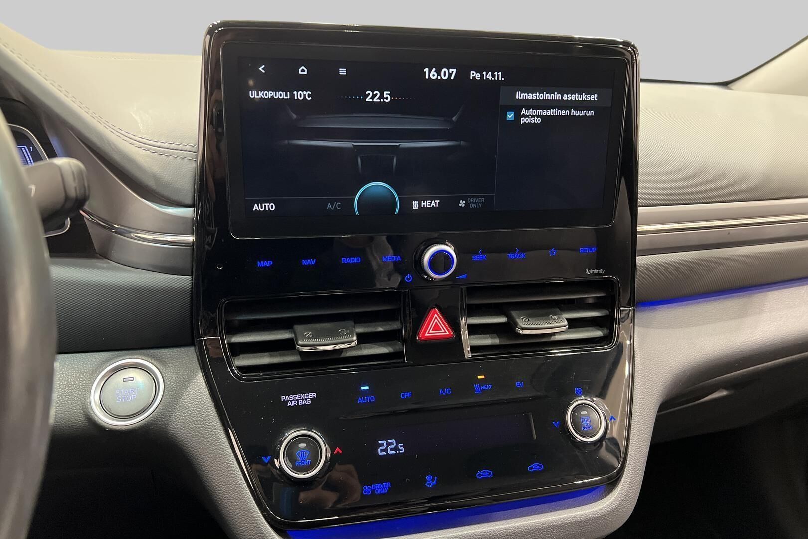 Hyundai IONIQ electric iso kuva 18
