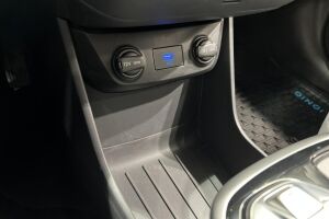 Hyundai IONIQ electric esikatselu 19