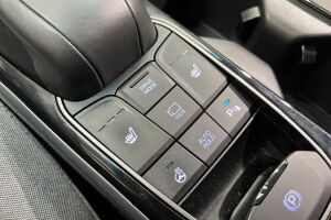 Hyundai IONIQ electric esikatselu 21