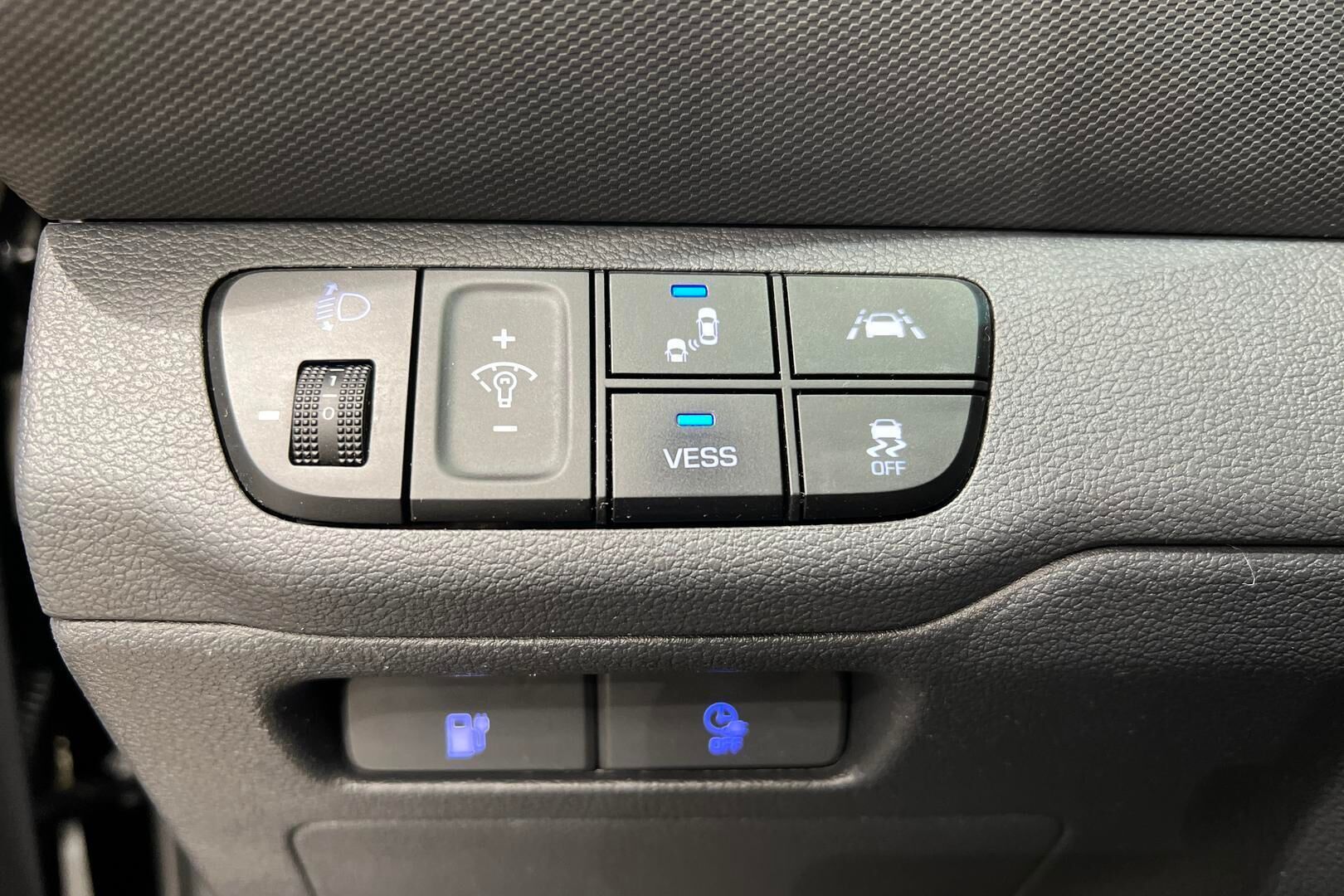 Hyundai IONIQ electric iso kuva 25