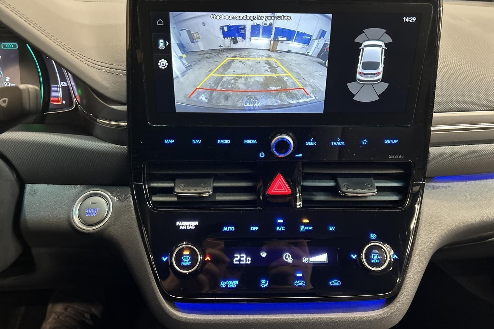 Hyundai IONIQ electric iso kuva 18