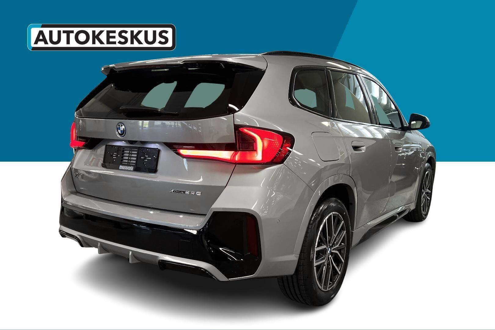 BMW X1 iso kuva 17