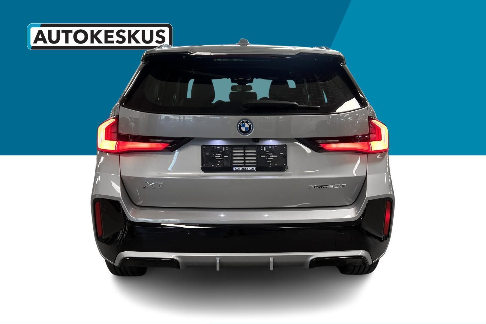 BMW X1 iso kuva 3