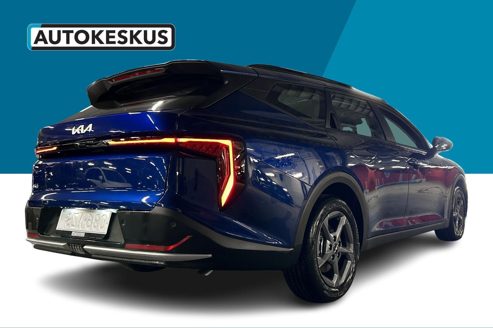 Kia K4 iso kuva 4