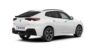 BMW iX2 esikatselu 1