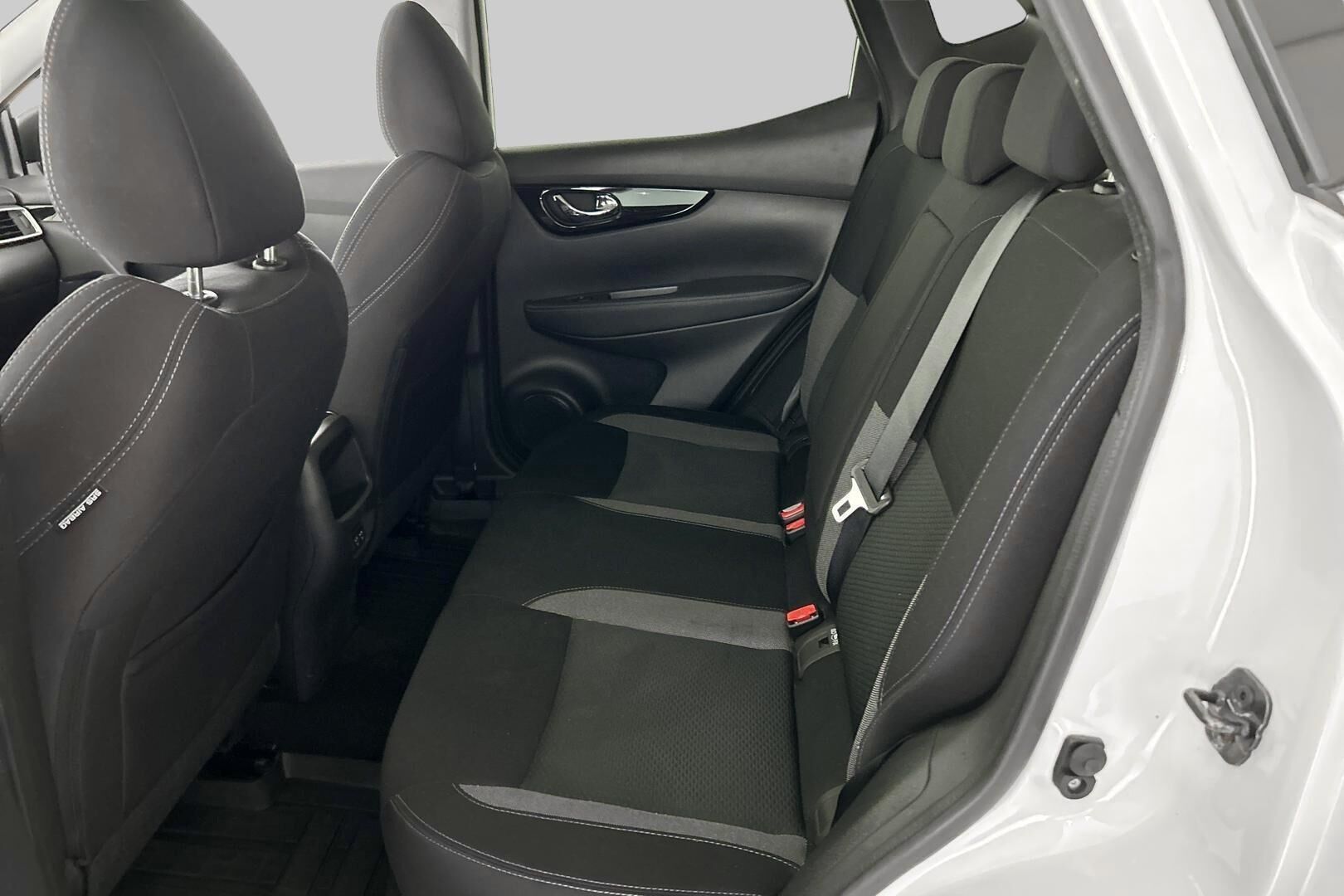 Nissan Qashqai iso kuva 9