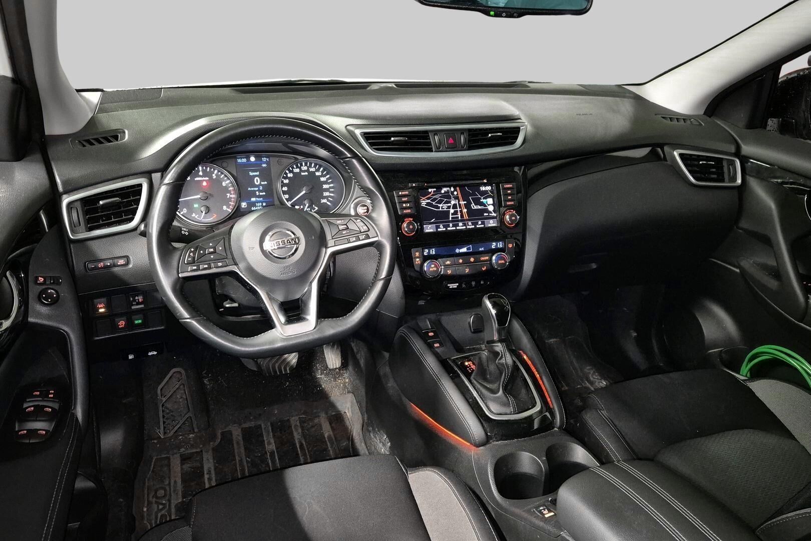 Nissan Qashqai iso kuva 3