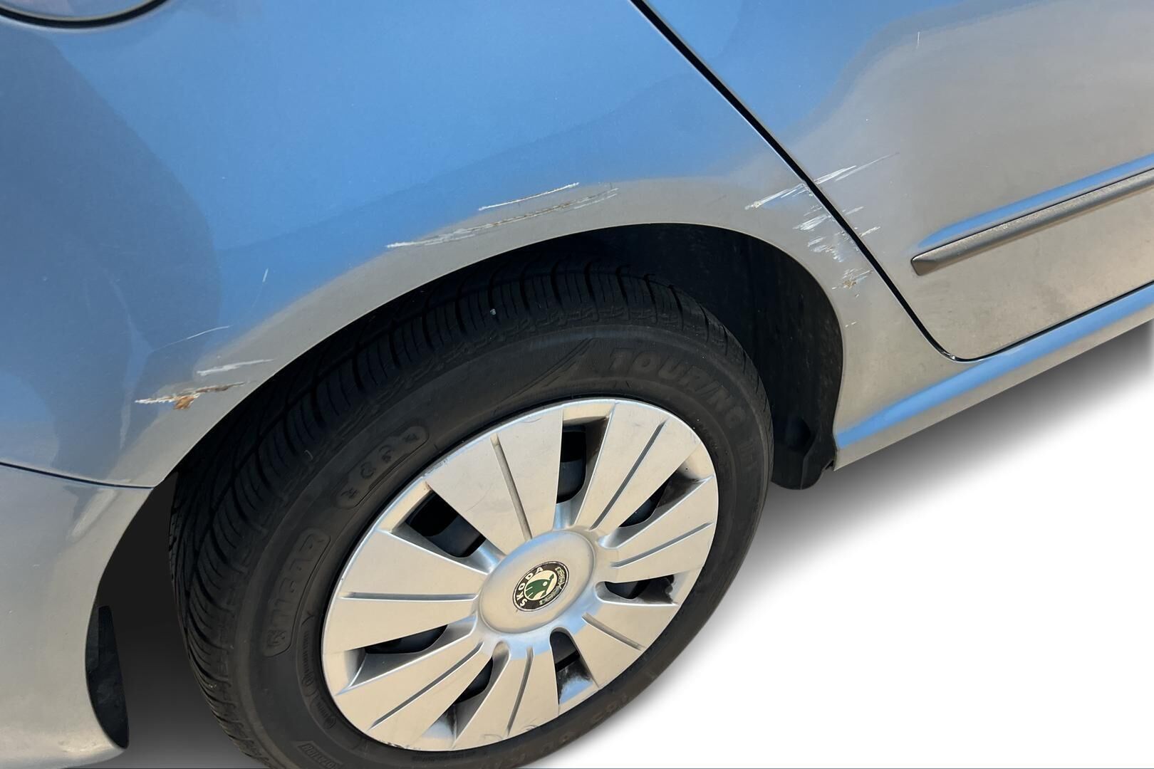 Skoda Fabia iso kuva 13