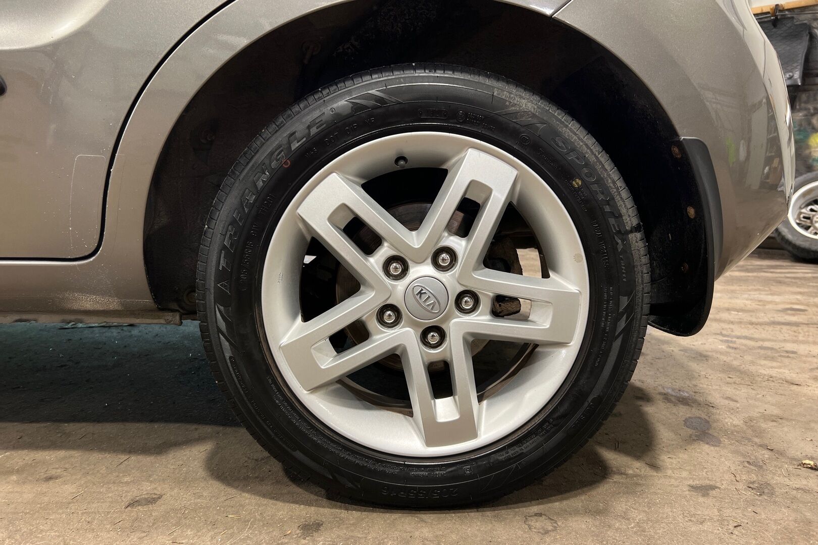 Kia Soul iso kuva 8
