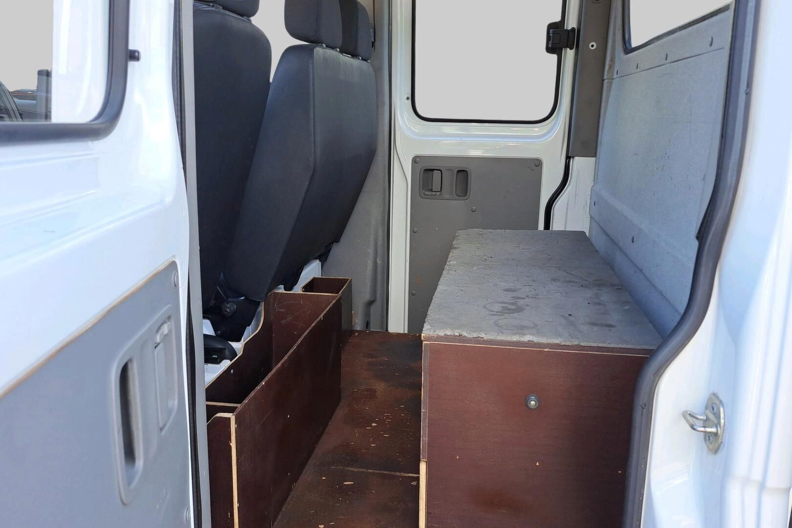 Mercedes-Benz Sprinter iso kuva 10