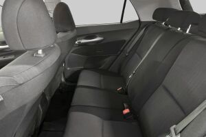 Toyota Auris esikatselu 10