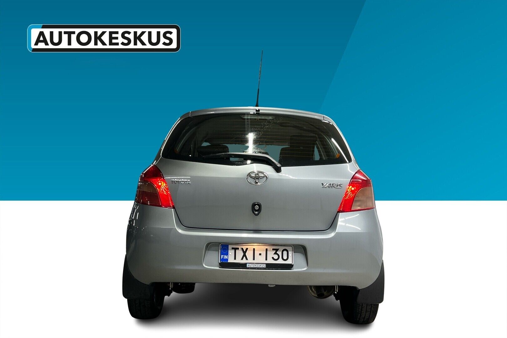 Toyota Yaris iso kuva 3
