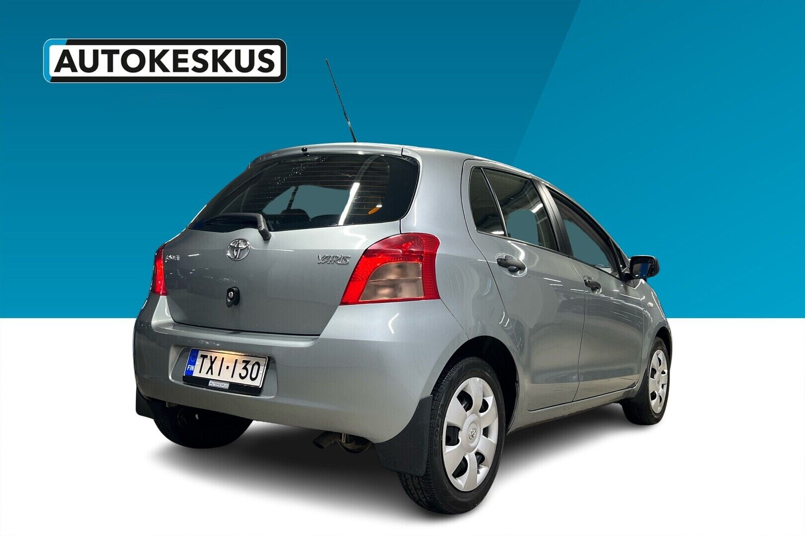 Toyota Yaris iso kuva 4