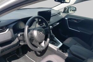 Toyota RAV4 esikatselu 1