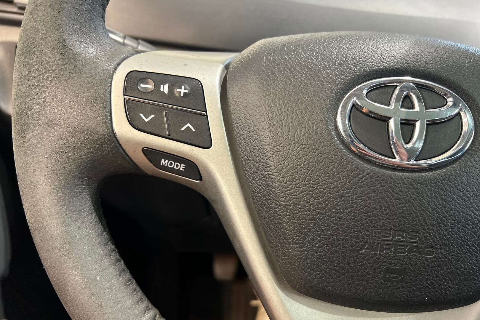 Toyota Verso iso kuva 19