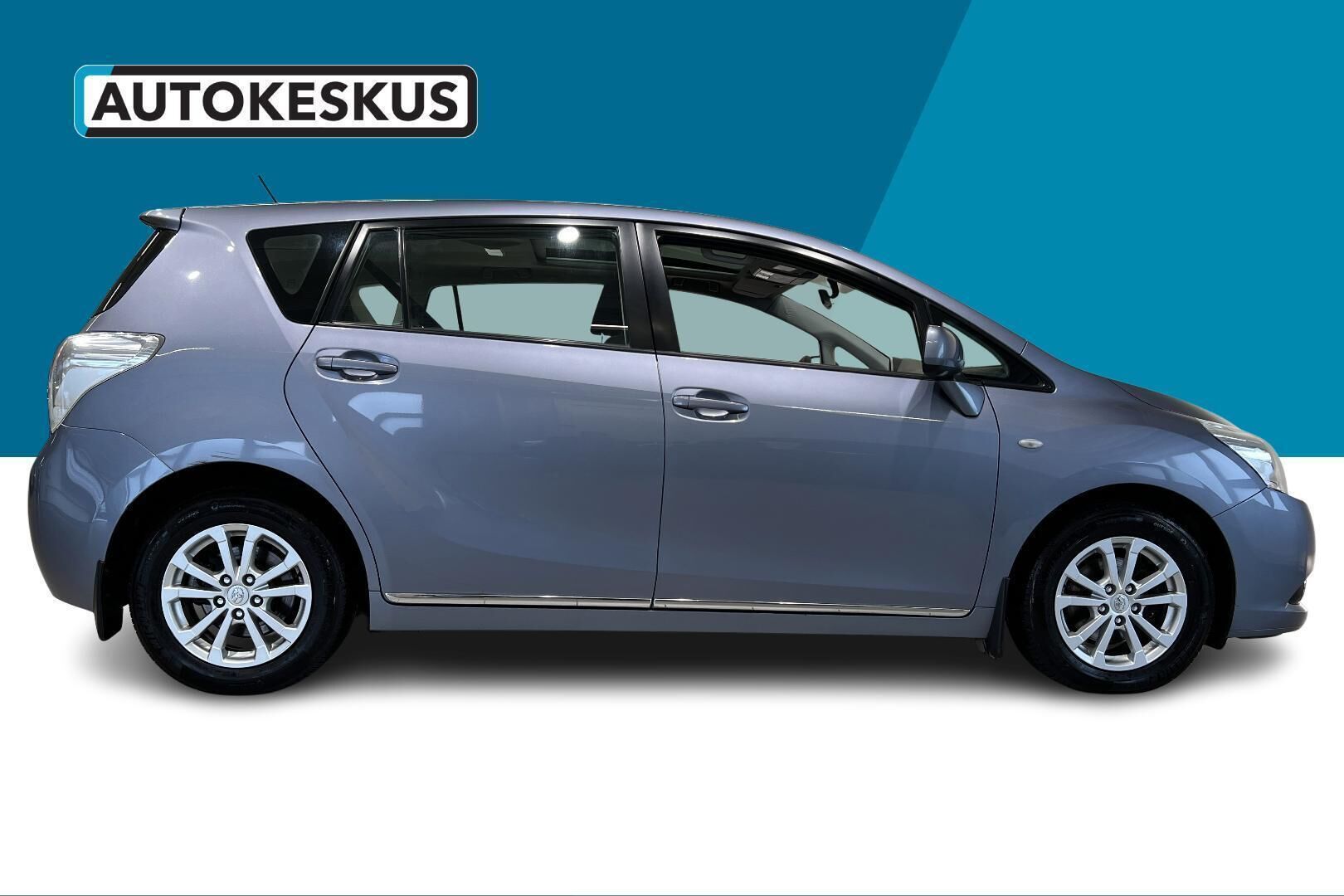 Toyota Verso iso kuva 2