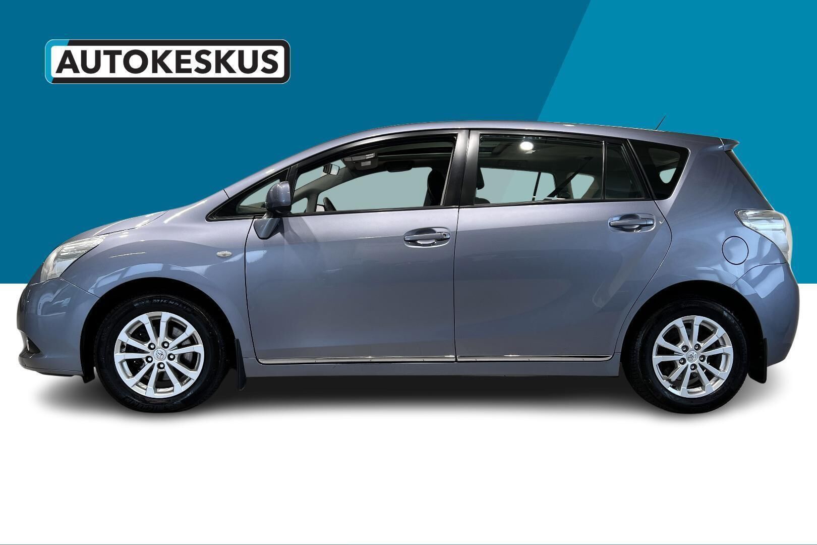 Toyota Verso iso kuva 5