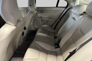 Volvo S60 esikatselu 5
