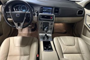 Volvo S60 esikatselu 17