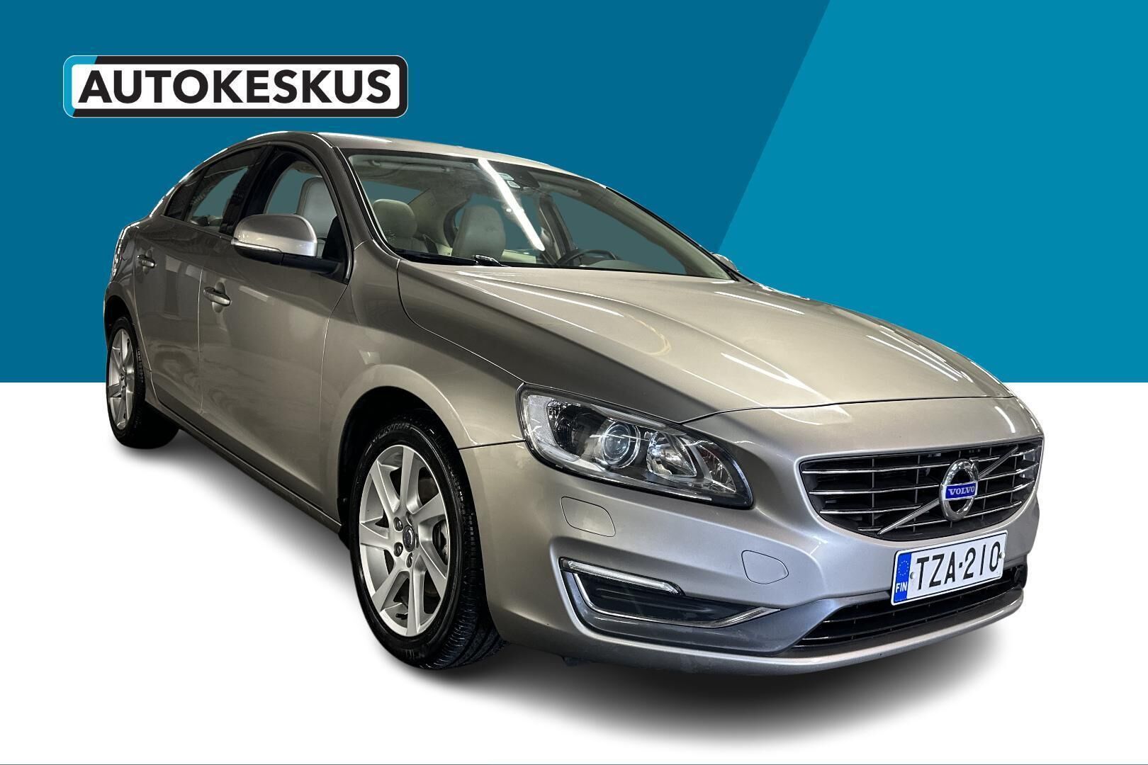 Volvo S60 iso kuva 14