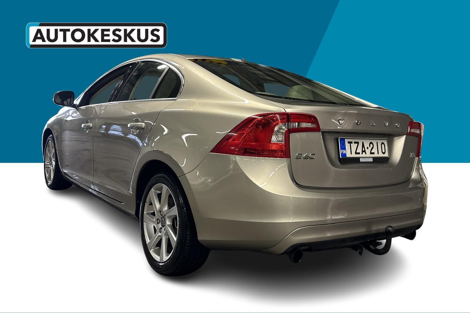 Volvo S60 iso kuva 15