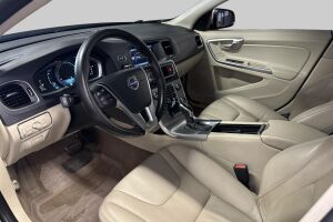 Volvo S60 esikatselu 4